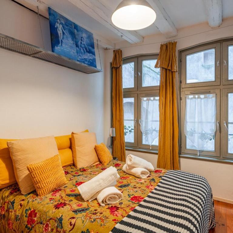 Quadruplex authentique, face Cathédrale Strasbourg - Appartamento con 3 Camere da Letto - 4