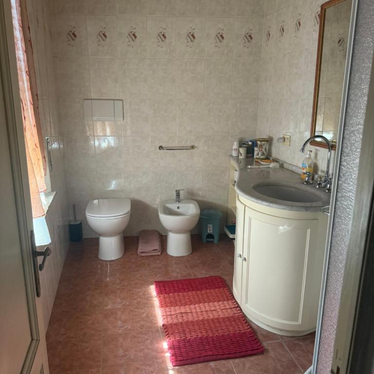 Appartamento Alex Home - Appartamento con 2 Camere da Letto - 2