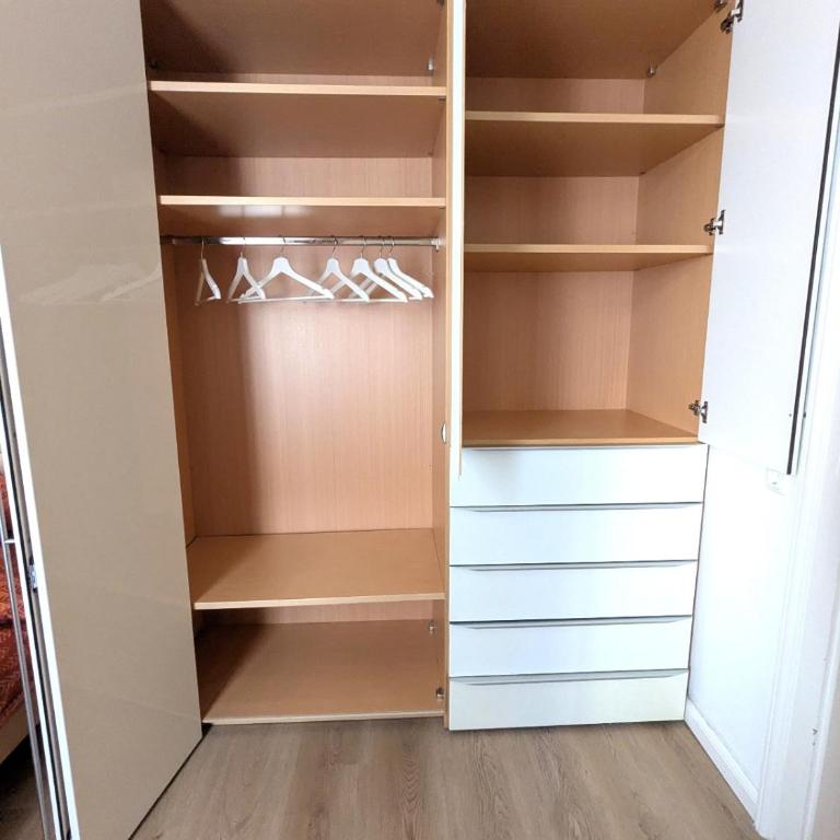 Cosy Apartment close to Oktoberfest, best infrastructure, parking included - Three-Bedroom Superior Apartment - 13