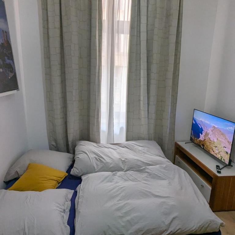 Cosy Apartment close to Oktoberfest, best infrastructure, parking included - Three-Bedroom Superior Apartment - 17
