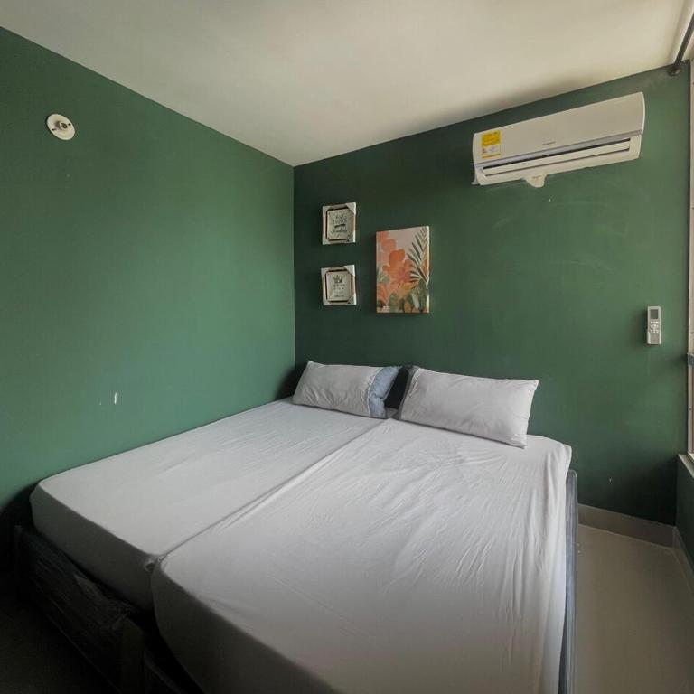 Sea view apartment - Two-Bedroom Apartment with Sea View - 7