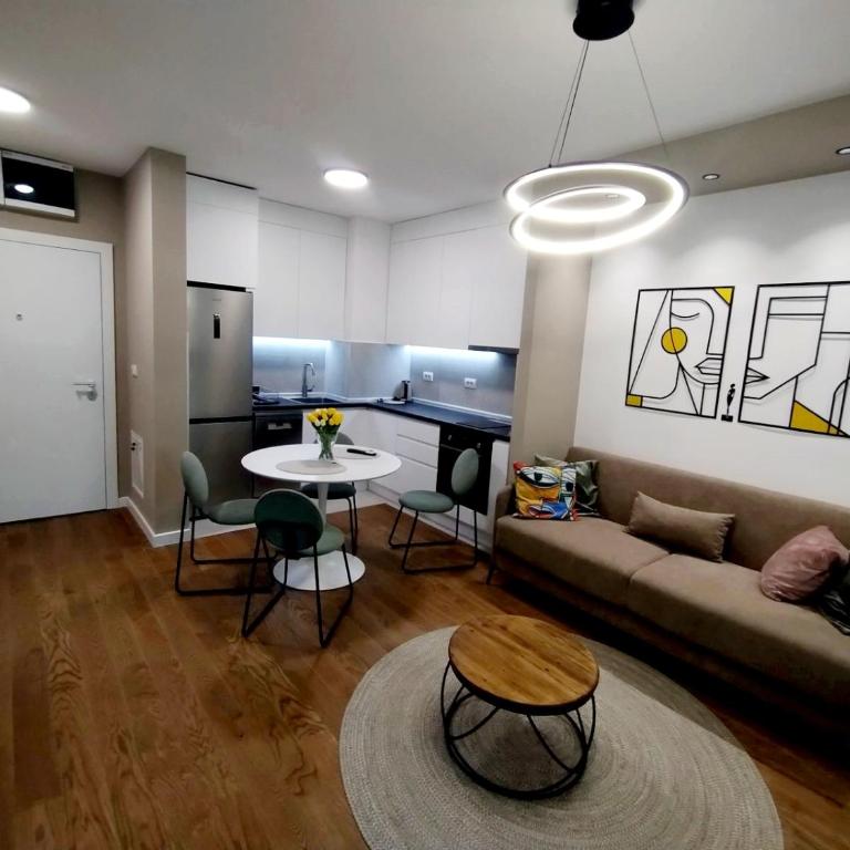 Urban Elegance Studio & SPA - Studio with Garden View - 20