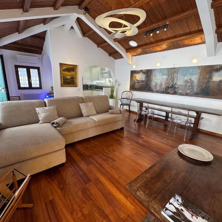 Domus Colosseum, detached house just few steps from the Colosseum - Chalet con 1 Camera da Letto - 50
