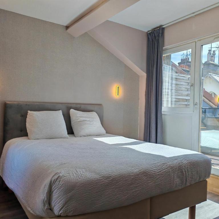 Urban Style, Hôtel Le Cheval Noir, Saint-Étienne - Chambre Double avec Terrasse - 2