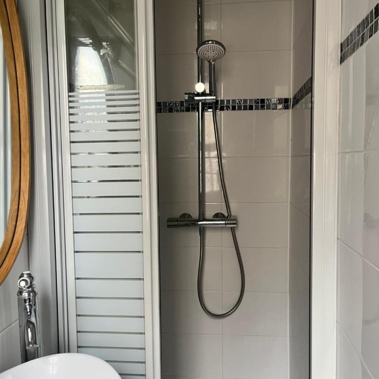 Charmant studio parisien au cœur du 15e arrondissement - Appartement 1 Chambre - 27