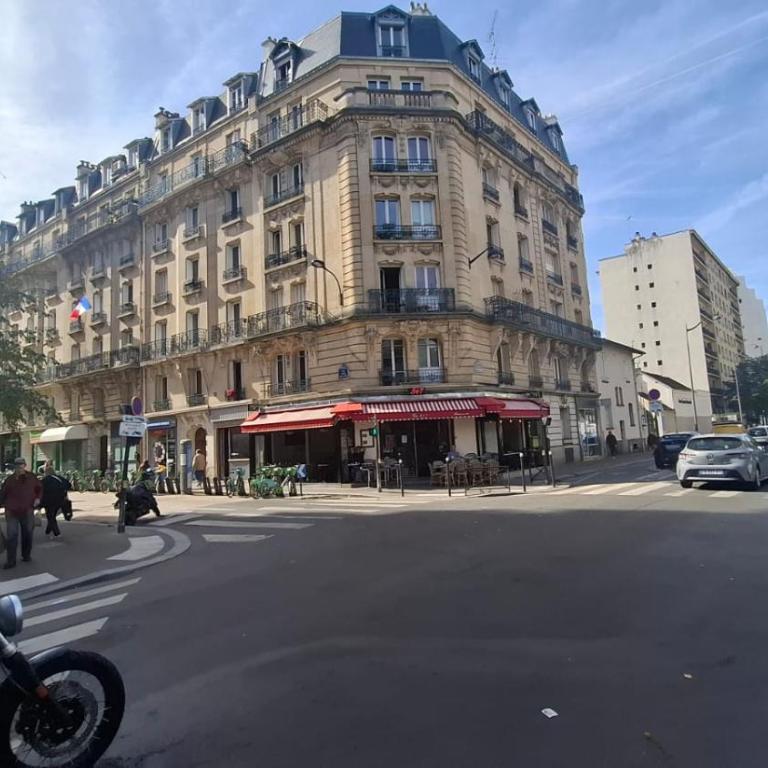 Superbe appartement rénové, calme et très bien desservi, Paris 15e - Appartement 2 Chambres - 29