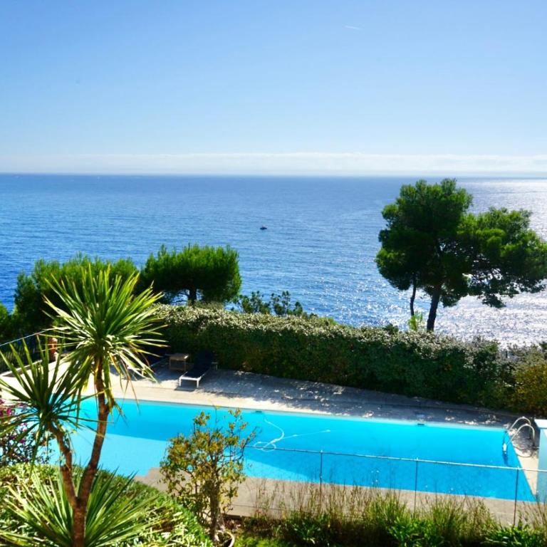 Grande villa familiale vue mer avec piscine - domaine privé à St Cyr sur Mer - Villa avec Piscine Privée - 71