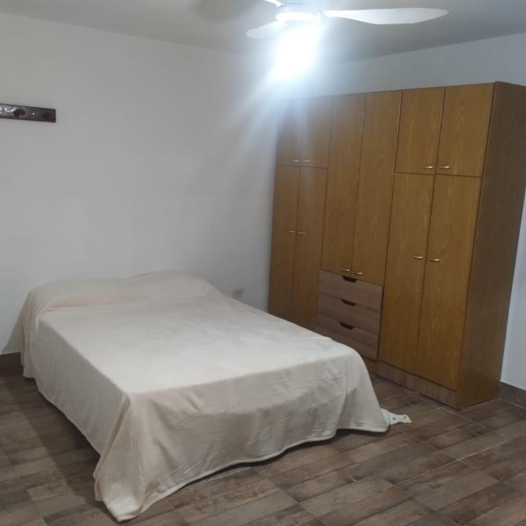 Casa en alquiler por día en La Rioja - Apartamento de 1 dormitorio con jardín - 3
