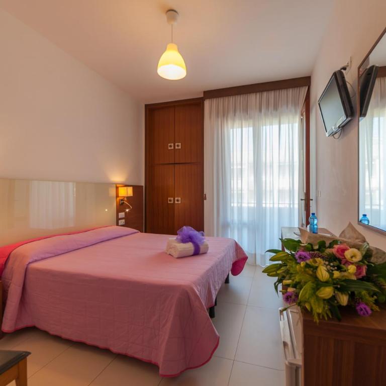 Hotel President - Double or Twin Room with Balcony - 1