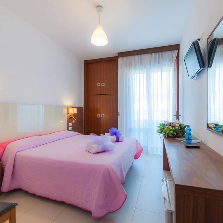 Hotel President - Double or Twin Room with Balcony - 6