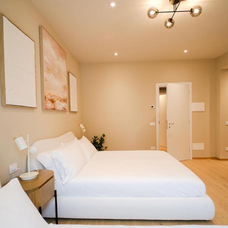 Balcony Triple Suite - 3 min walk to Bernina Express - Junior Suite with Mountain View - 11