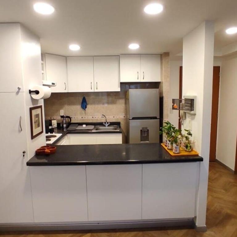 City Skyline View King bed Top Location Comfortable - Apartment - 31