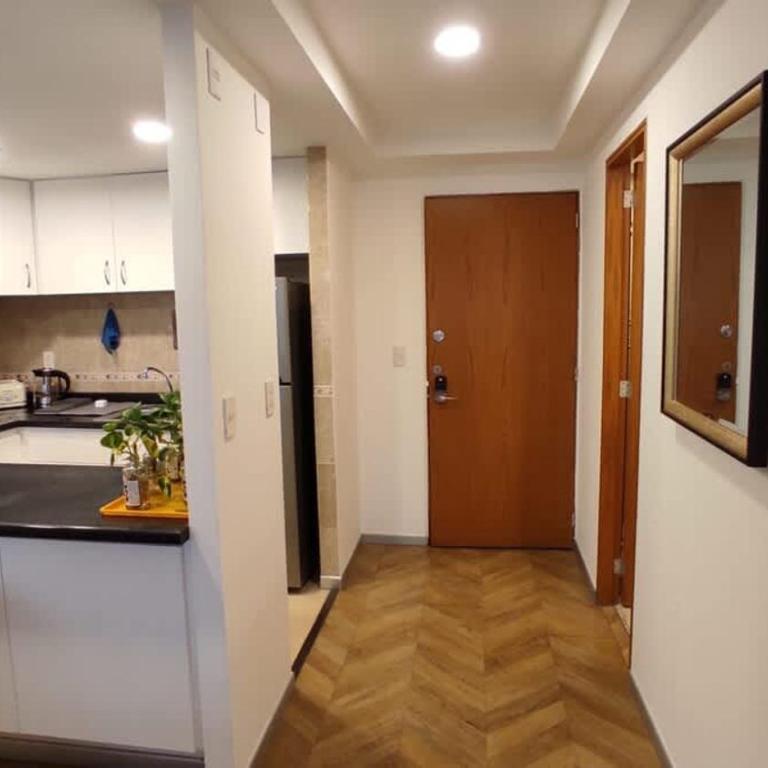 City Skyline View King bed Top Location Comfortable - Apartment - 38