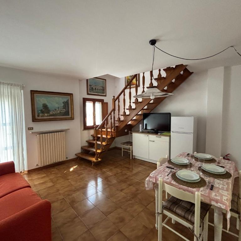 Casa Ronci - Centro Storico - Palacongressi Rimini - Casa con 2 Camere da Letto - 1