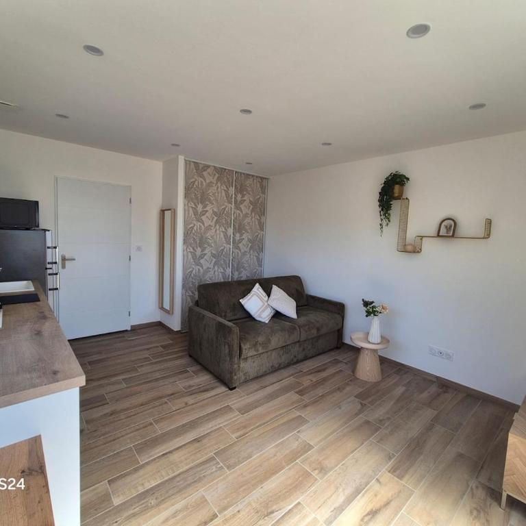 Appartement T2 avec jardin - Saint Maurice l'Exil - Appartement 1 Chambre - 3