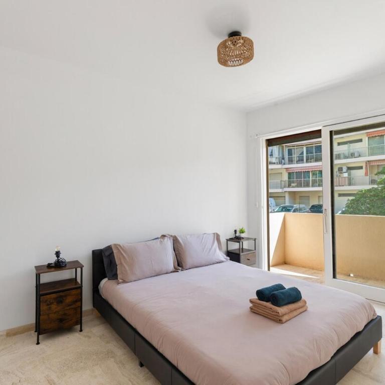 La Pinède Centre Juan Les Pins, 100m des plages - One-Bedroom Apartment - 5