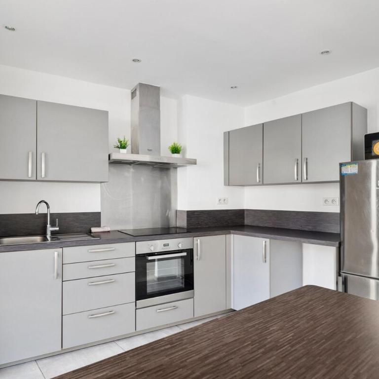 La Pinède Centre Juan Les Pins, 100m des plages - One-Bedroom Apartment - 6