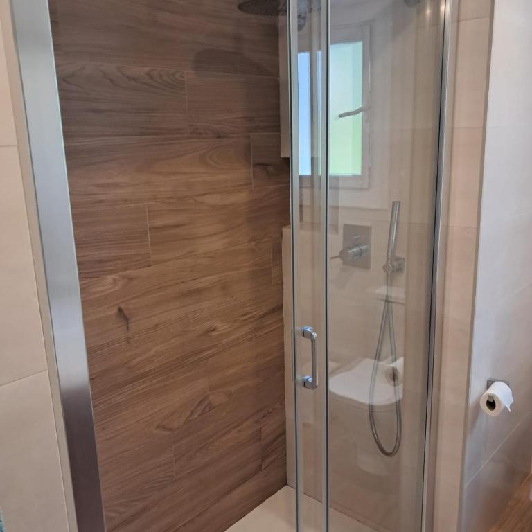 Quiet cozy apartment near beach - Apartamento de 2 dormitorios con terraza - 14