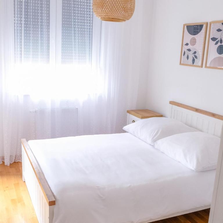 Cozy Home II - One-Bedroom Apartment - 5