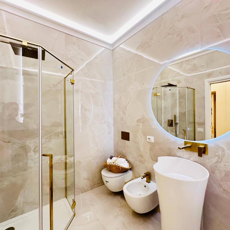 Trevi Fountain Elegant Suites - Appartamento Deluxe con 3 Camere da Letto - 46
