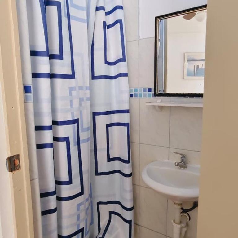 Icthus Paracas - Single Room with Balcony - 7