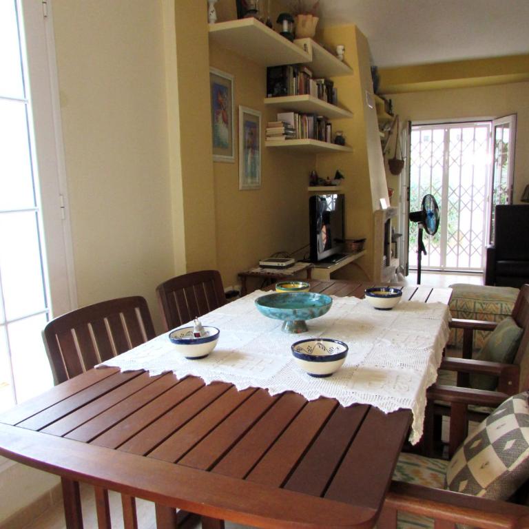 VILLA ROMPEOLAS JUNTO al MAR con PISCINA PRIVADA - Villa con piscina privada - 19