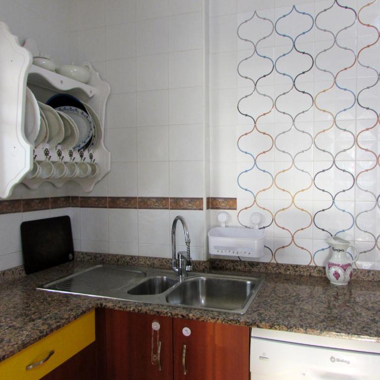 VILLA ROMPEOLAS JUNTO al MAR con PISCINA PRIVADA - Villa con piscina privada - 34