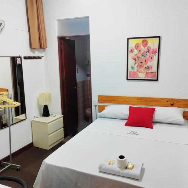 Hostal Soffi - Habitación Doble con baño privado - 1