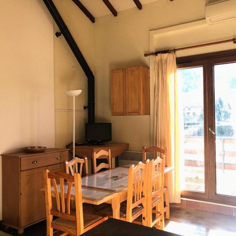 Résidence Les Campanules - Très jolie trois pièces situé proche centre MAE-3484 - Appartement - 1