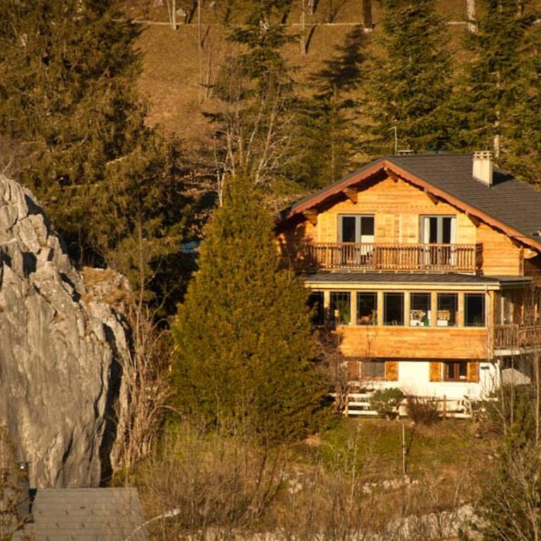 Three-star apartment in a family chalet - Three-Bedroom Apartment - 2