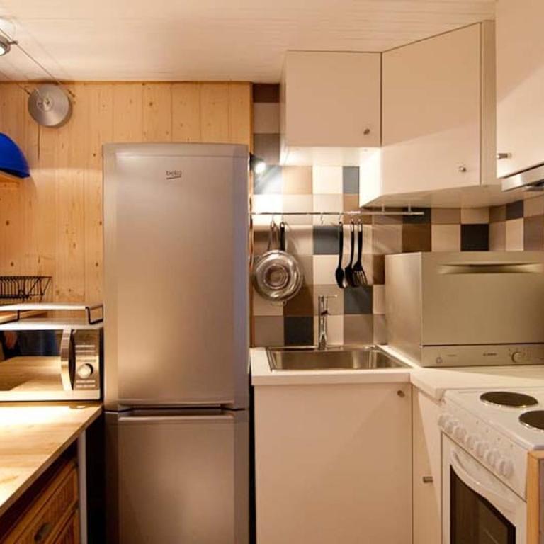 Three-star apartment in a family chalet - Three-Bedroom Apartment - 12