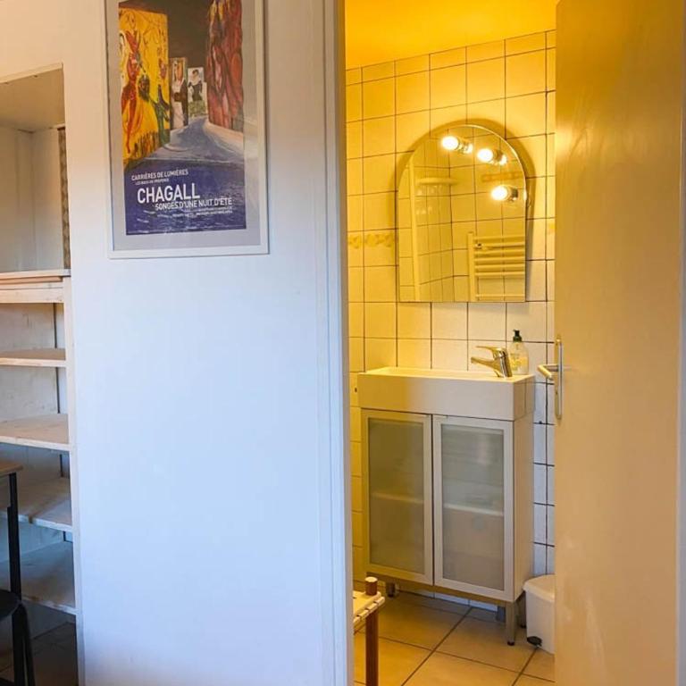 Three-star apartment in a family chalet - Three-Bedroom Apartment - 17