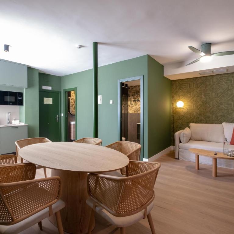 Suites Cetina Casa de Aguilar - Apartamento Deluxe de 3 dormitorios - 2