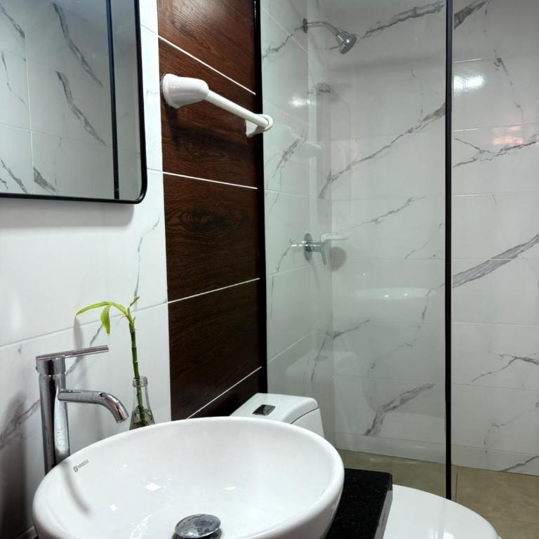 INARA - Cafe & Hostel - Single Bed in Dormitory Room - 7