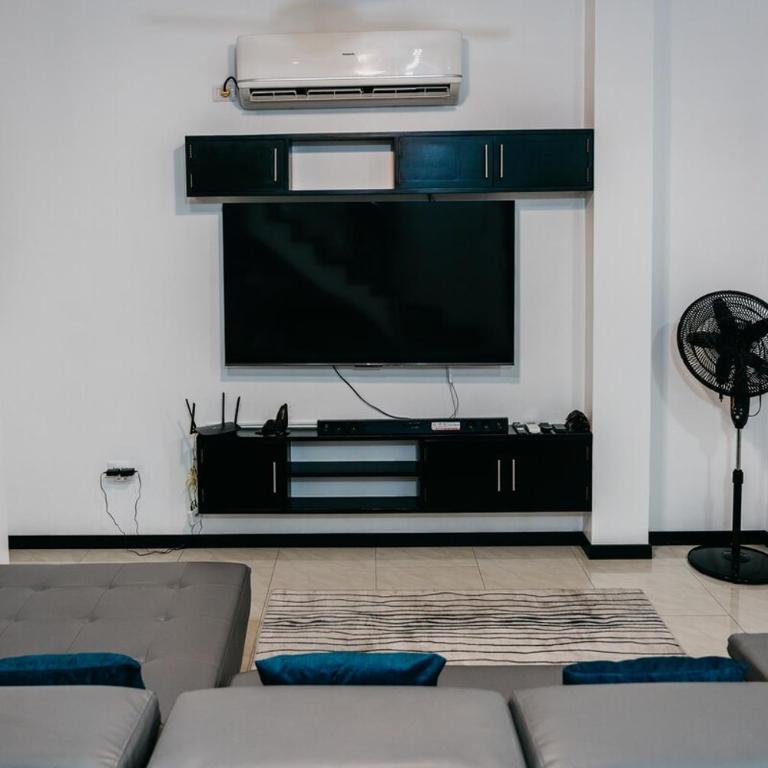 Great Blue Heron Modern Apartment - Apartamento - 3