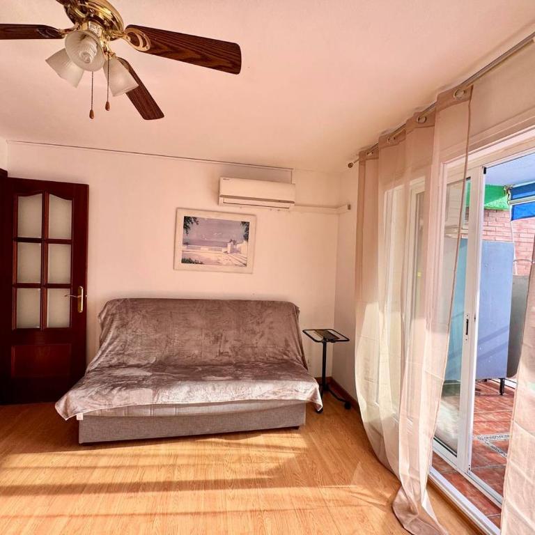 Apartsalou Oasis - One-Bedroom Standard Apartment - 45