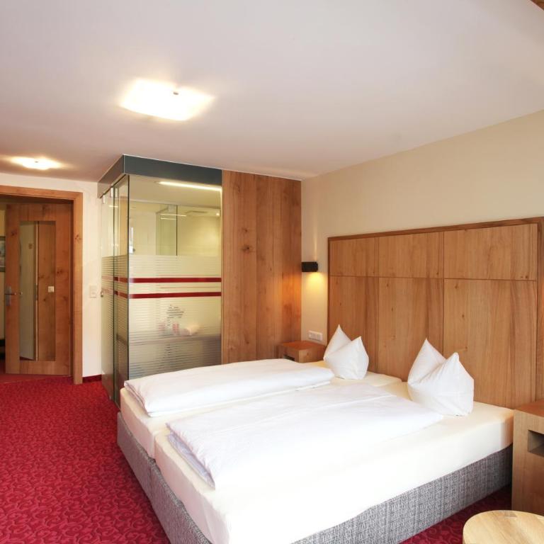 Heiners - Standard Double Room - 11