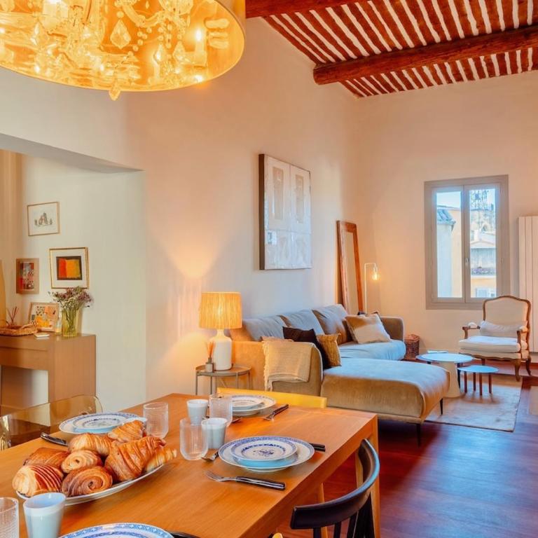 Splendide appartement au cœur du centre historique - Two-Bedroom Apartment - 1