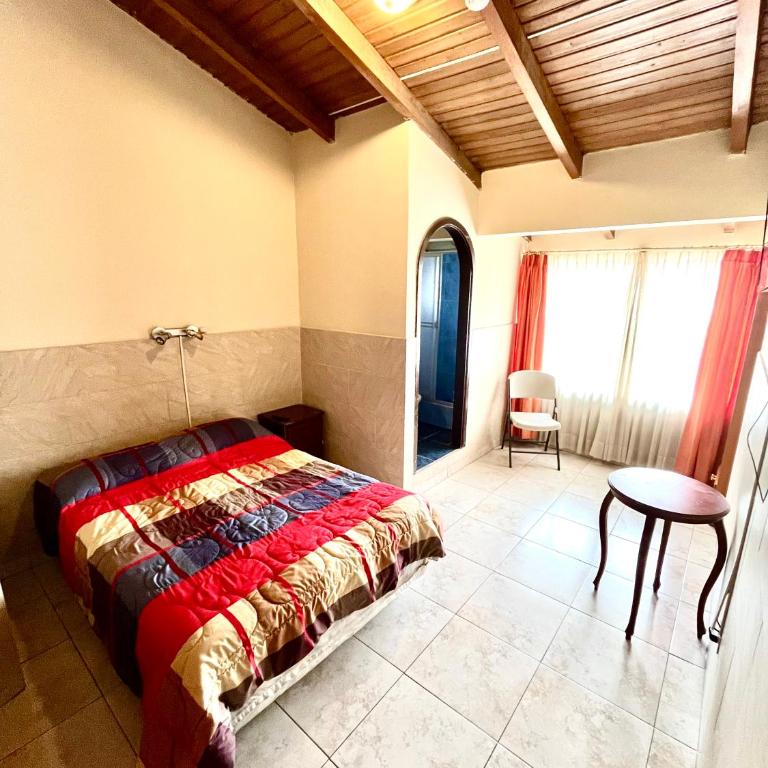 Hostal Puerto Aéreo # 2 - Habitación Individual - 1