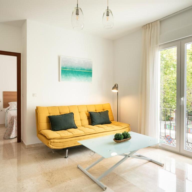 EnjoyGranada Plaza de los Lobos - Two-Bedroom Apartment - 2