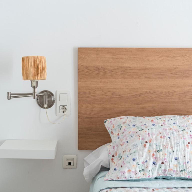 EnjoyGranada Plaza de los Lobos - Two-Bedroom Apartment - 13