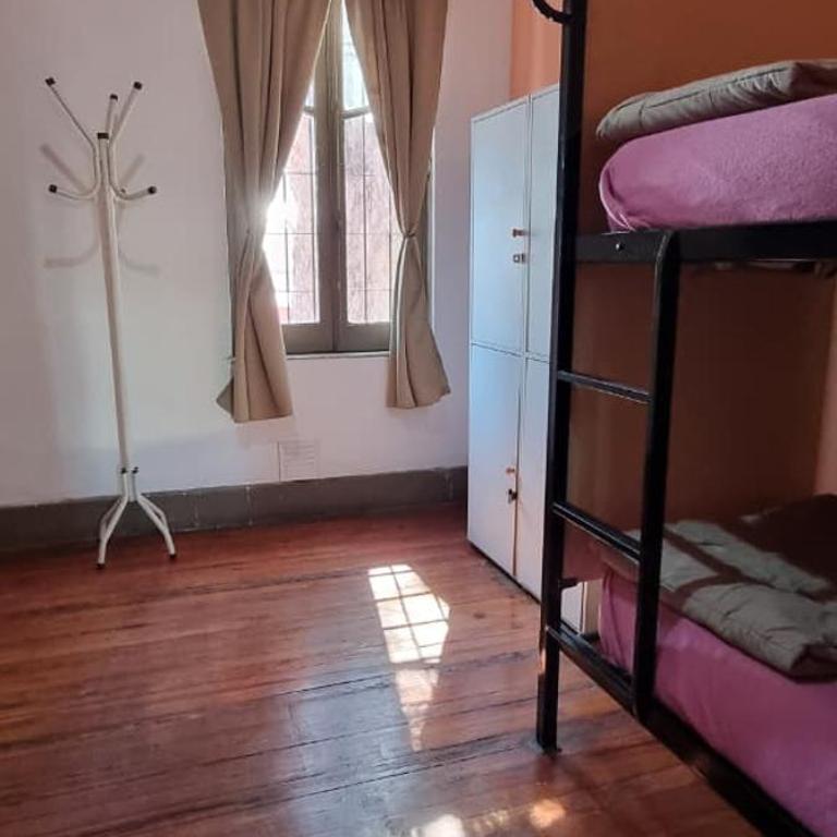 Windmill Hostel - Bed in 4-Bed Female Dormitory Room - 4