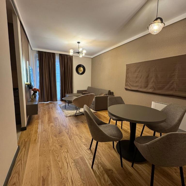 Dukk - One-Bedroom Apartment - 2
