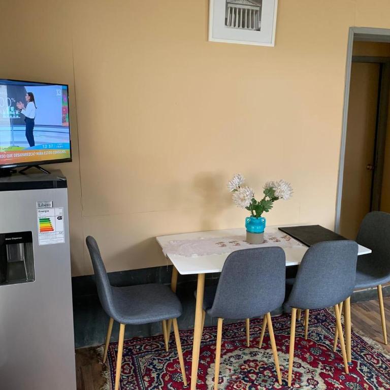 Departamento en el sur - Two-Bedroom Apartment - 4