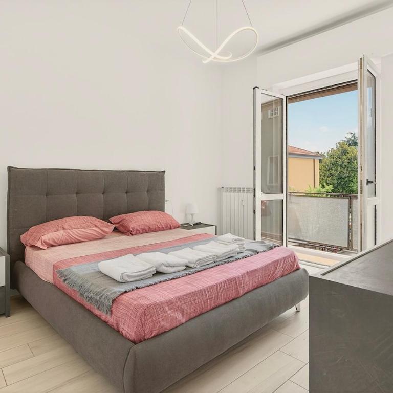 Apartment - Monza - Center - 2 rooms - Appartamento con 2 Camere da Letto - 1
