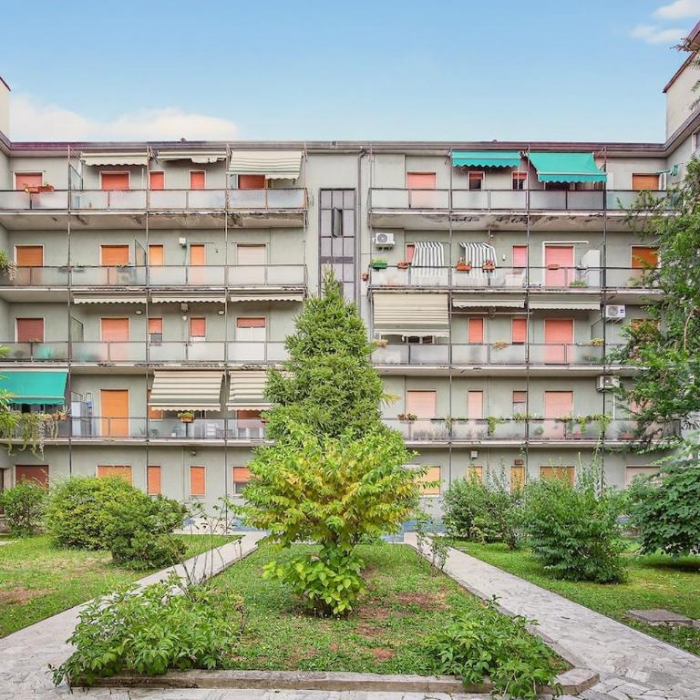 Apartment - Monza - Center - 2 rooms - Appartamento con 2 Camere da Letto - 18