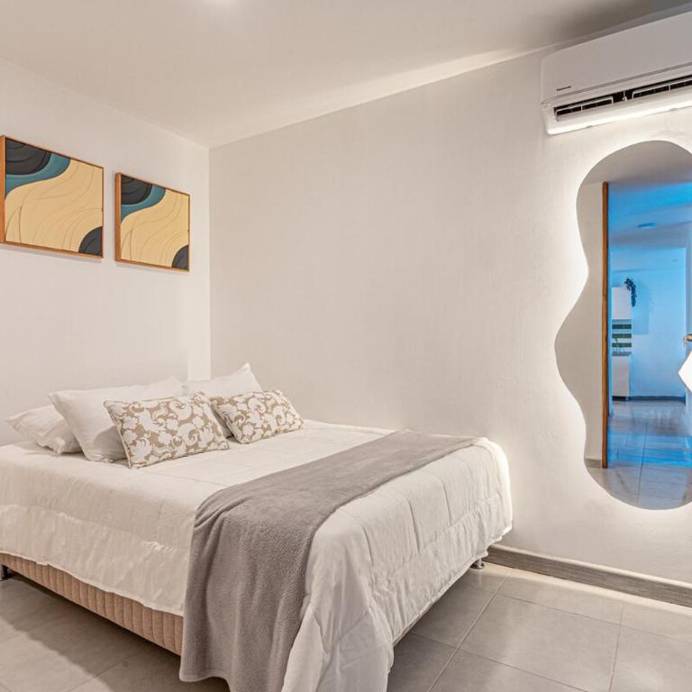 Cartagena Stay with Balcony and Fresh Sea Breeze - Apartamento de 3 dormitorios - 2