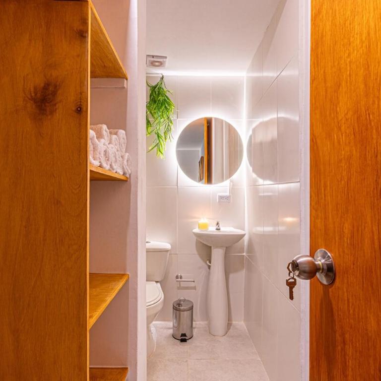 Cartagena Stay with Balcony and Fresh Sea Breeze - Apartamento de 3 dormitorios - 10