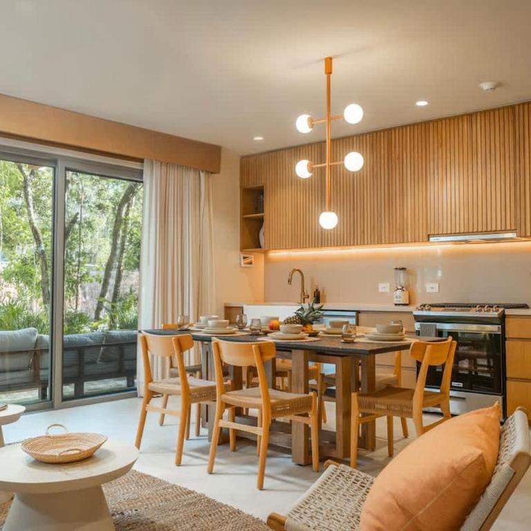 Aflora Townhouse Style - 3BR Garden Condo with Private Pool & Huge Common Pool - Apartamento - 4