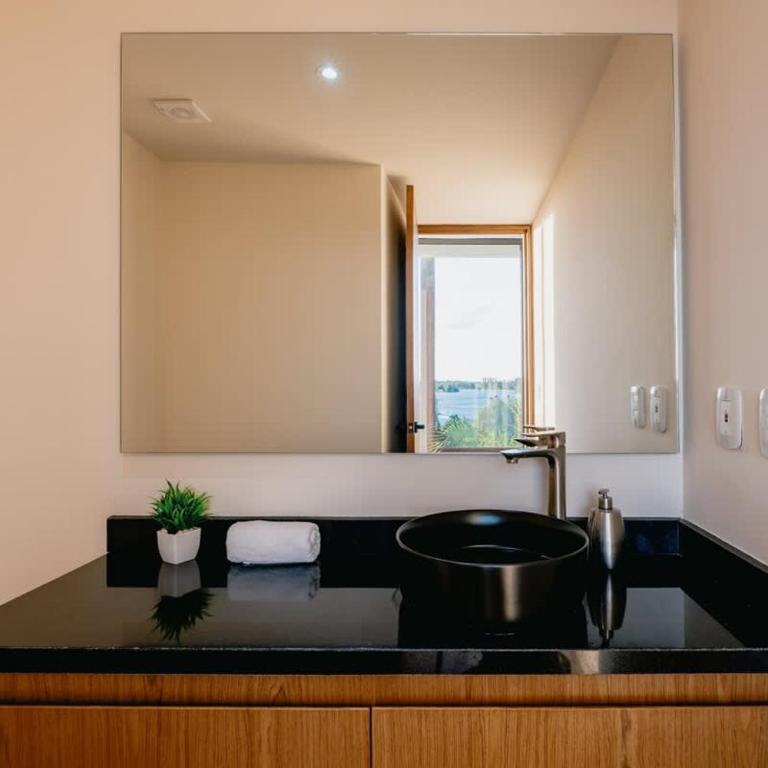 Luxury Jungle View Unit - 2BR with Private Pool & Spacious Balcony - Apartamento - 16